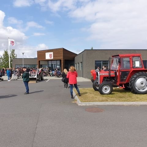 204389008_208355064494554_1879915842667656283_n