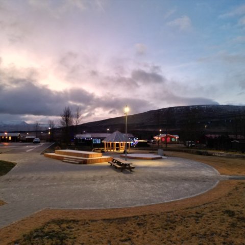 Vinavöllur í Melahverfi